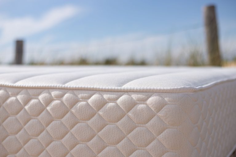 1 jour4 9 RESSORTS Matelas Ressorts Ensachés Félix