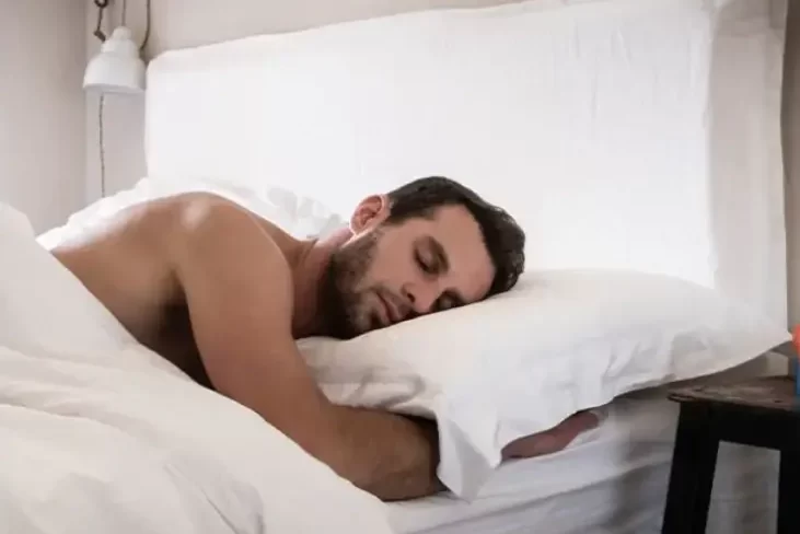 Comment bien dormir pendant la canicule : nos conseils literie